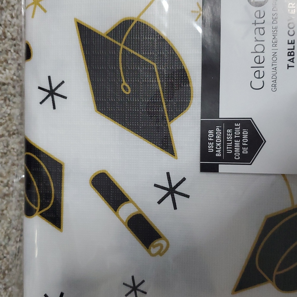 GRADUATION TABLE CLOTH